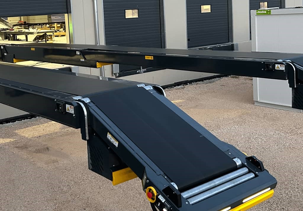 Telescopic Conveyors for Logistics & Distribution